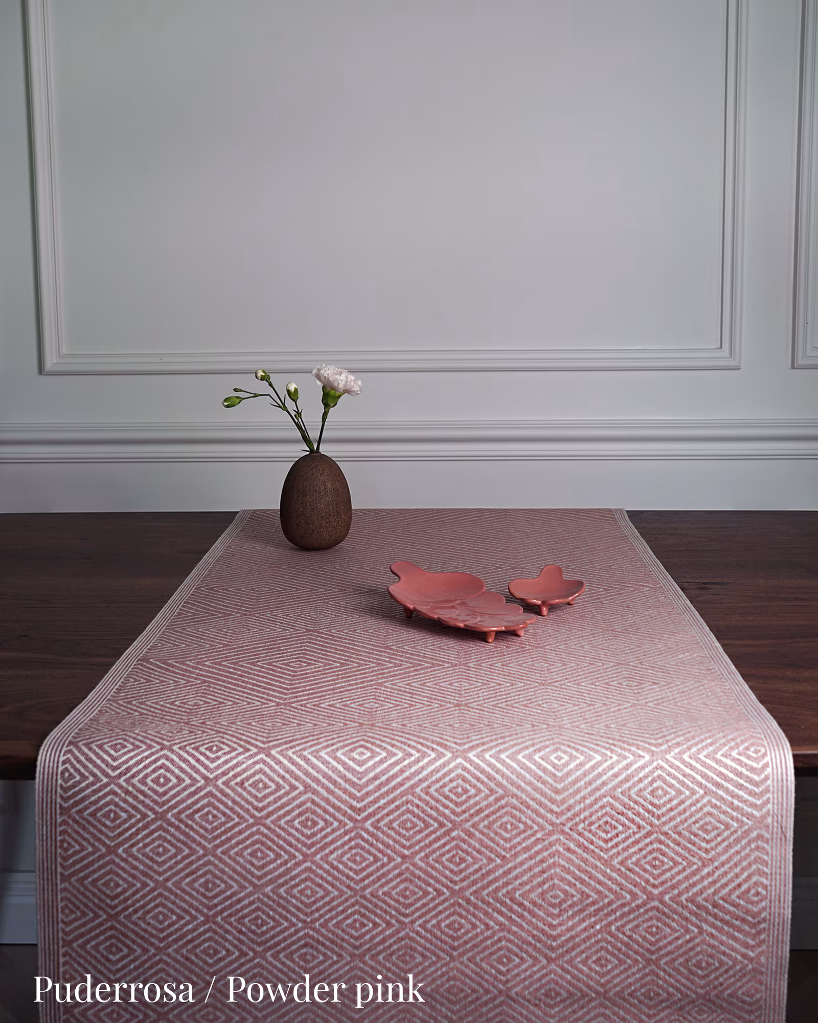 Gasoga-bordslopare-puderrosa-50cm-klassbols-linnevaveri-produktbild