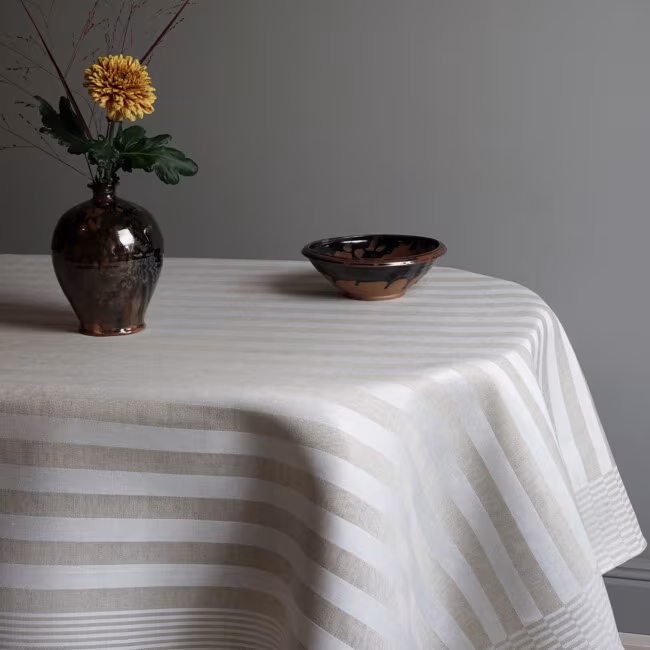 Cover image of product image on Gastabud tablecloth in the color unbleached - woven from Klassbol&#39;s linen weave