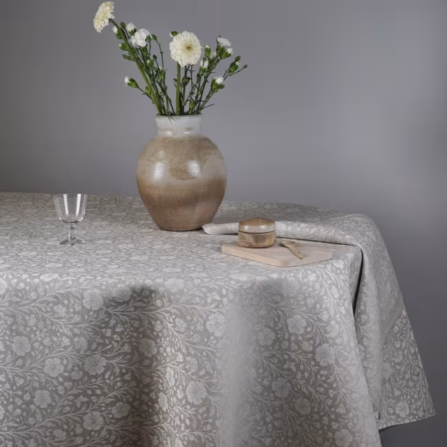 Cover image-linseed-flower-tablecloth-unbleached-class-bols-linnevaveri
