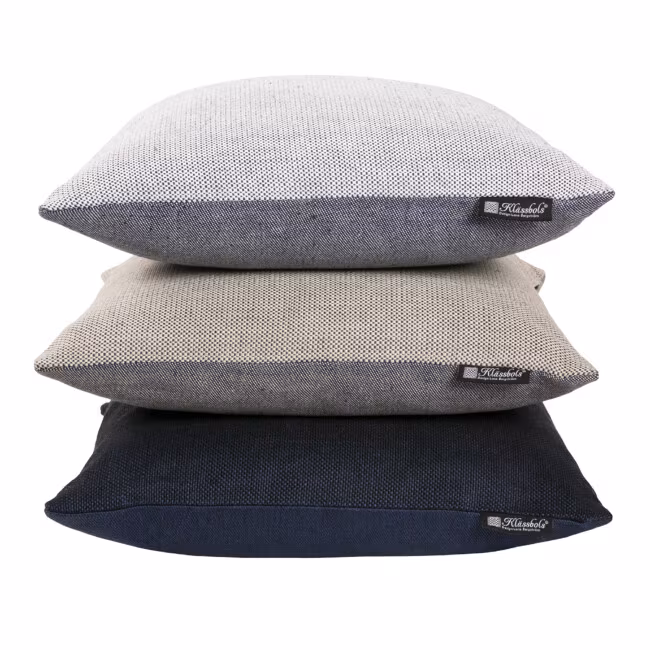 Demi cushion 100% linen Klässbol&#39;s linen weavers Lena Bergström navy blue
