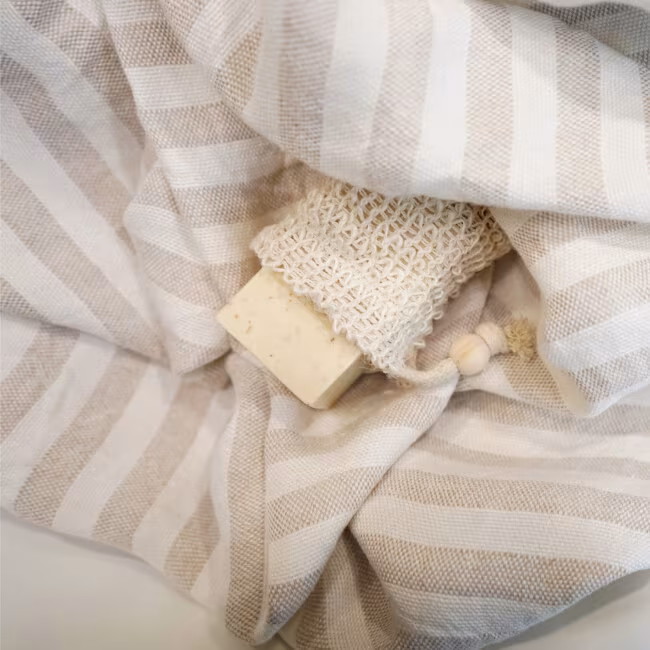Irishantverk soap bag1.avif