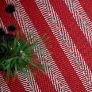 narbild-julglod-bordslopare-rod-klassbols-linnevaveri