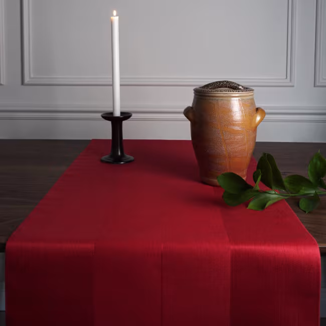cover image-avanti-table runner-class-bols-linnevaveri